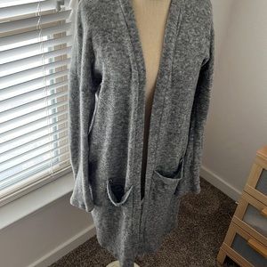 Elegant Gray Women's Cardigan Sweater